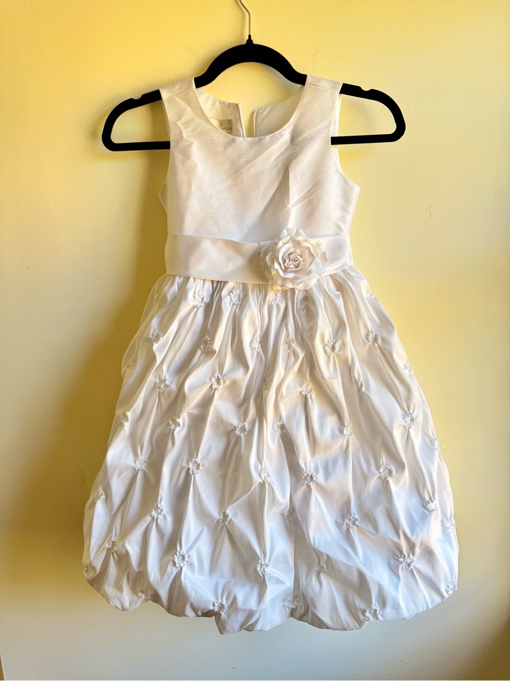 American Princess Girls White Formal Flower Girl Dress Size 7 Rosette Bubble Ski